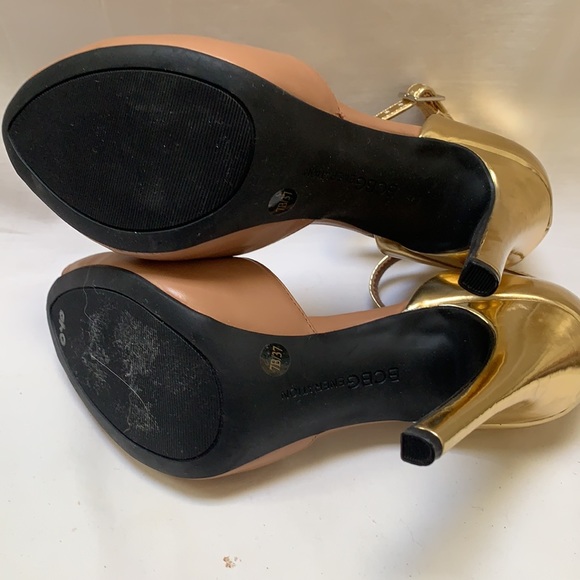 BCBG Heels - Picture 5 of 5